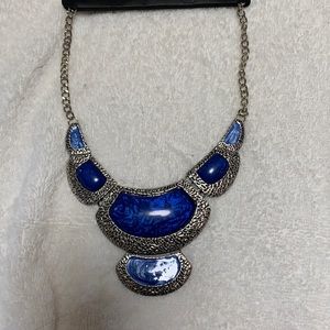 BLuE choker necklace